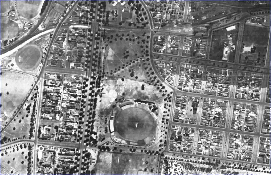 1945 Aerial Carlton area Capture.jpg